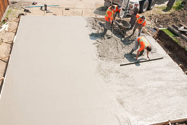Best Commercial Concrete Contractor  in Kellogg, ID